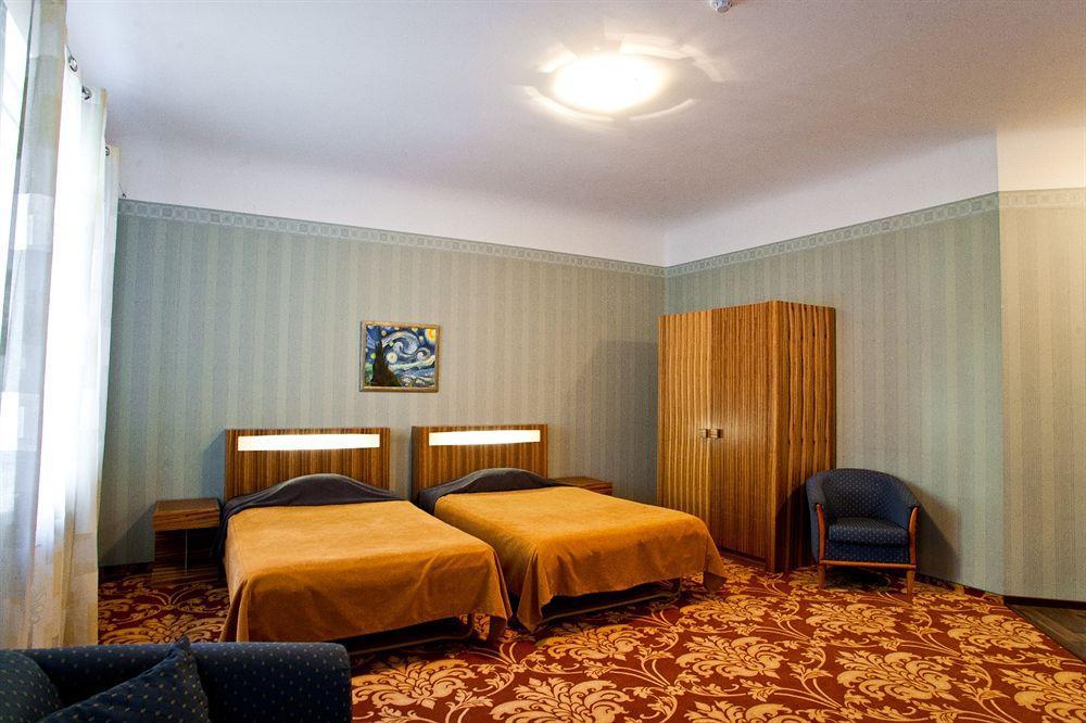 City Hotel Teater Riga Bagian luar foto