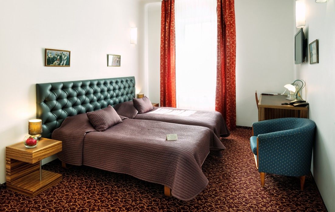 City Hotel Teater Riga Bagian luar foto