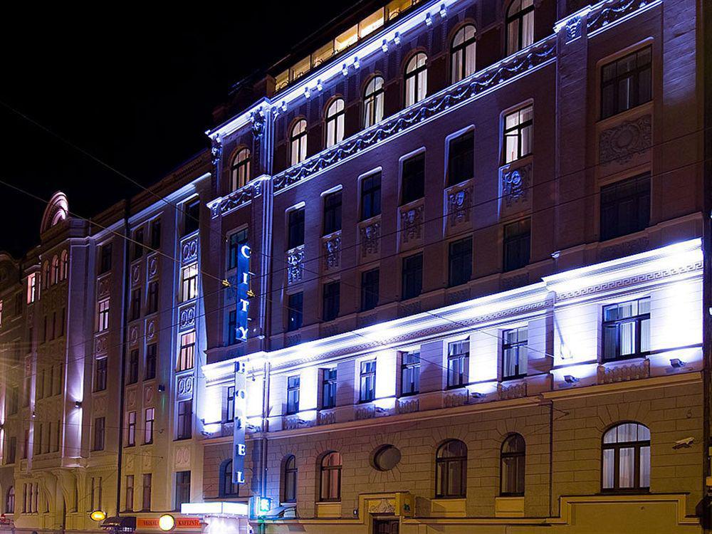 City Hotel Teater Riga Bagian luar foto