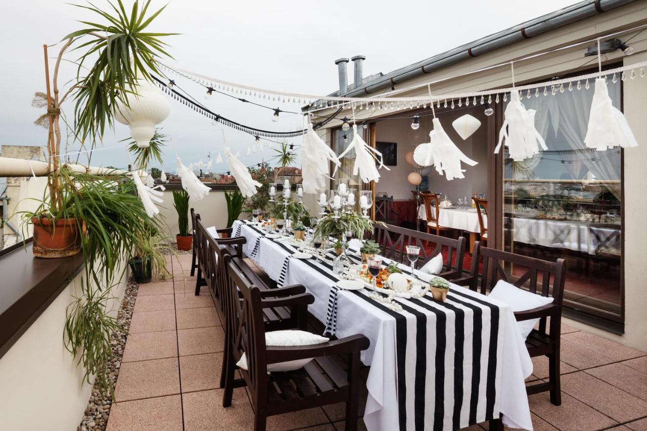 City Hotel Teater Riga Bagian luar foto
