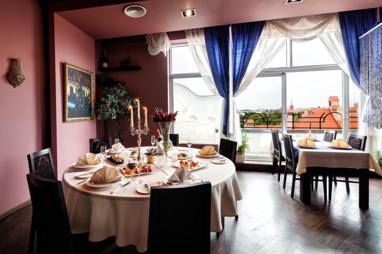 City Hotel Teater Riga Bagian luar foto