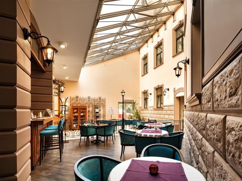 City Hotel Teater Riga Bagian luar foto